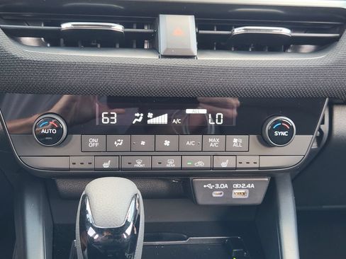 New 2026 Subaru Outback Premium AWD/4WD image 16