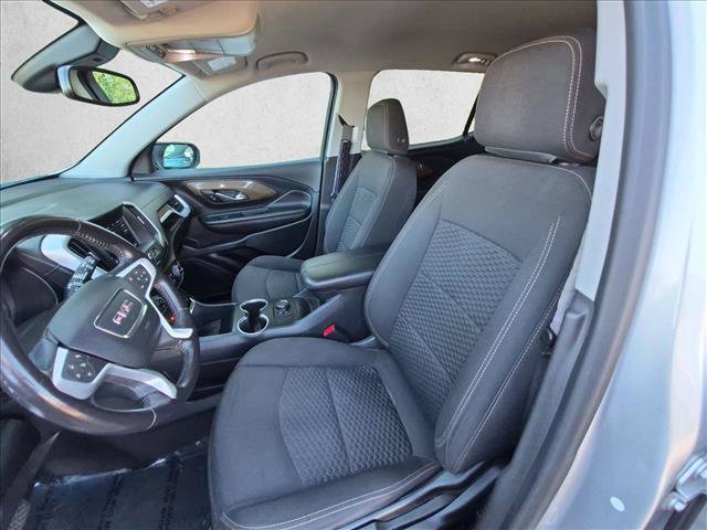 Used 2020 GMC Terrain SLE w/ Elevation Edition FWD image 16