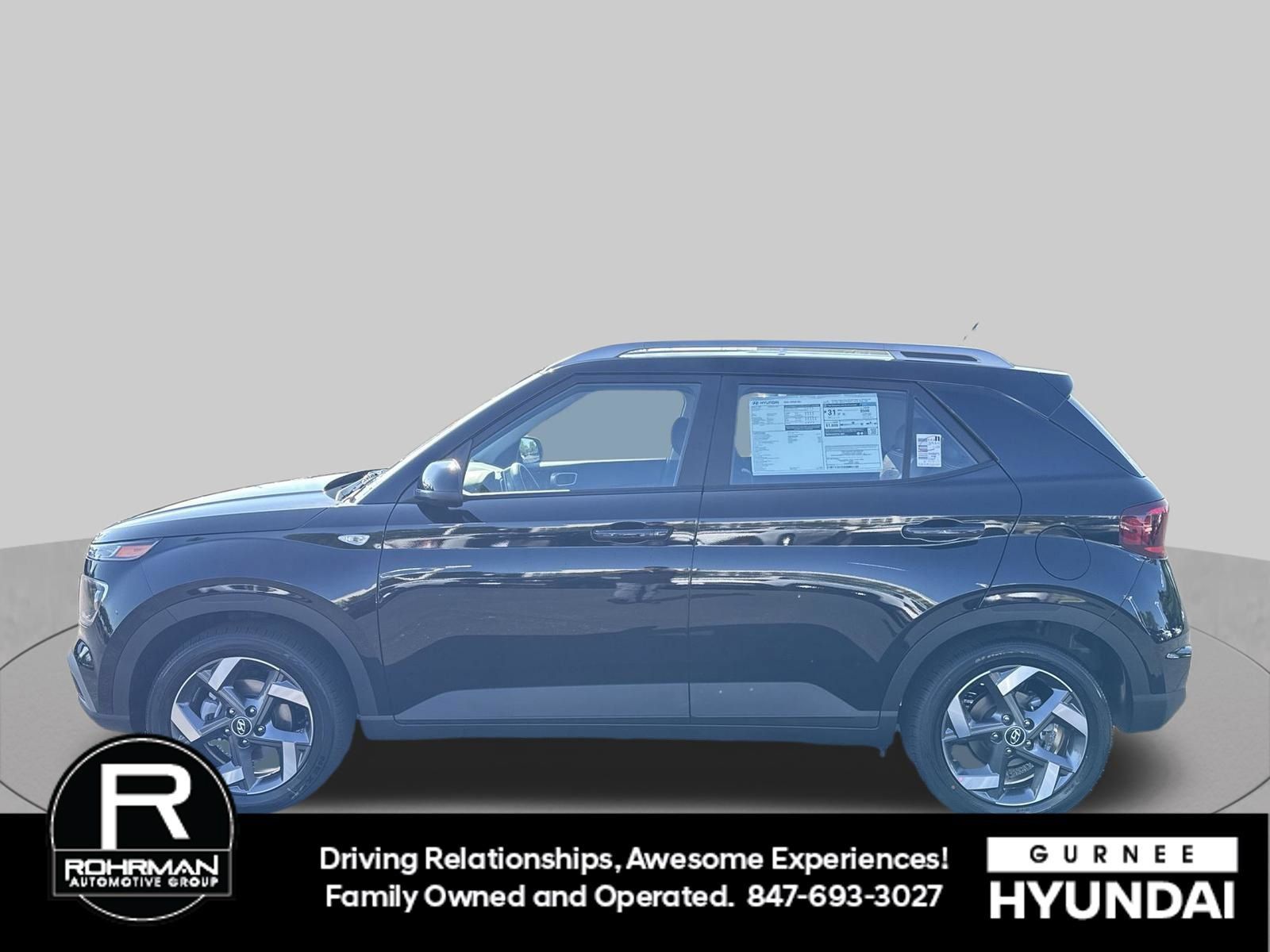 Used 2026 Hyundai Venue SEL FWD image 5