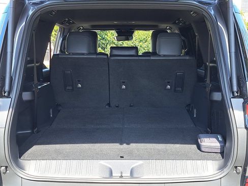 Used 2024 Lexus GX 550 w/ Cold Area Package AWD/4WD image 14