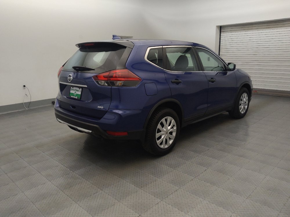 Used 2018 Nissan Rogue S AWD/4WD image 9
