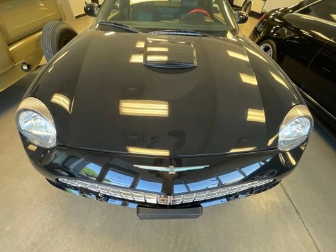 Used 2002 Ford Thunderbird RWD image 10