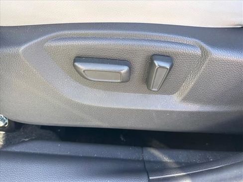 Used 2023 Mitsubishi Eclipse Cross SEL image 21