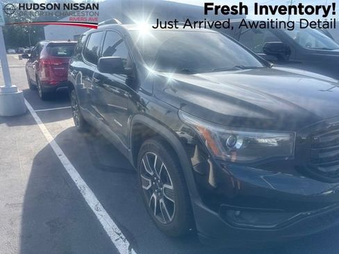 Used 2019 GMC Acadia SLT w/ Black Edition FWD image 1