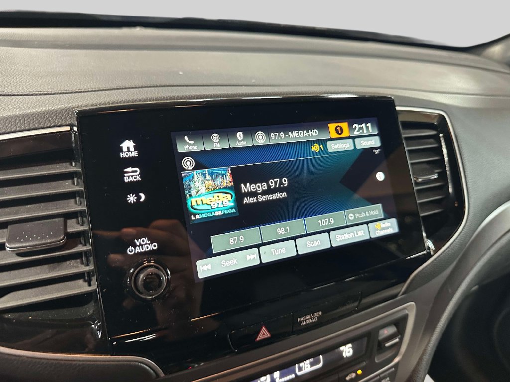 Used 2023 Honda Passport EX-L image 25