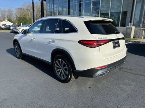 Used 2025 Mercedes-Benz GLC 300 4MATIC image 5
