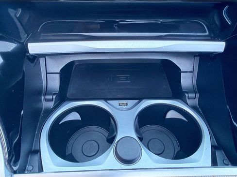 Used 2024 BMW 840i Convertible image 29