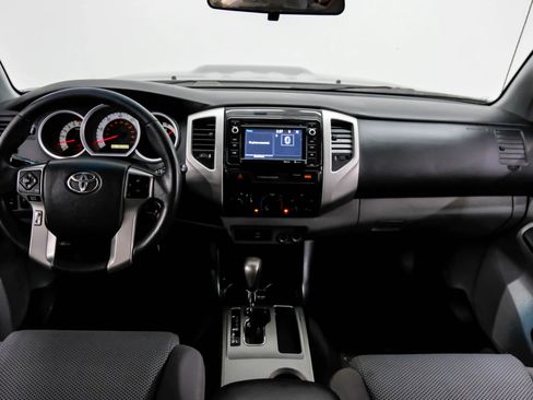 Used 2015 Toyota Tacoma PreRunner w/ TRD Sport Package image 13