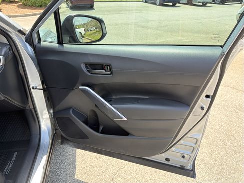 Certified 2024 Toyota Corolla Cross LE image 25