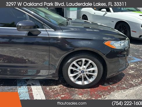 Used 2020 Ford Fusion SE FWD image 14