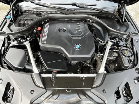 Used 2023 BMW 530i xDrive w/ Premium Package AWD/4WD image 18