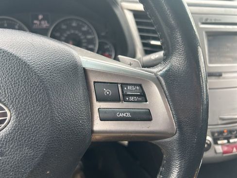 Used 2014 Subaru Legacy 2.5i Premium AWD/4WD image 8