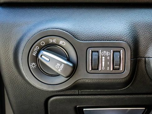 Used 2020 Maserati Ghibli S Q4 AWD/4WD image 19