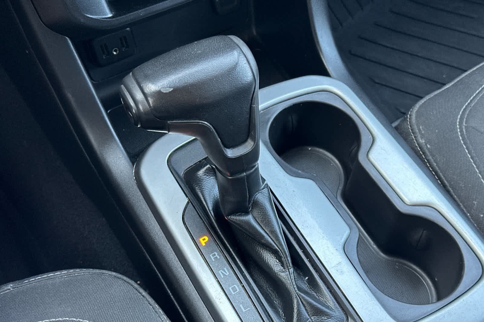Used 2020 Chevrolet Colorado LT w/ Safety Package RWD image 22