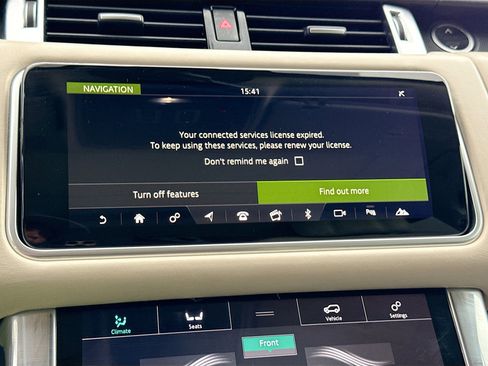 Used 2019 Land Rover Range Rover Sport HST image 32