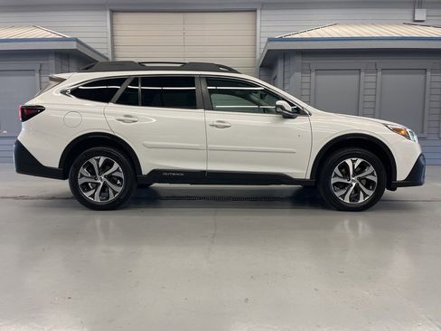 Used 2021 Subaru Outback Limited XT image 8