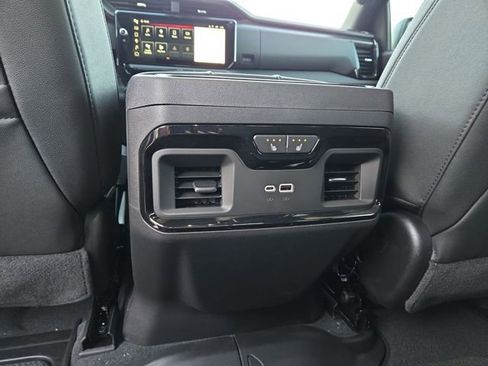 New 2026 GMC Sierra 1500 AT4 w/ AT4 Premium Package image 34