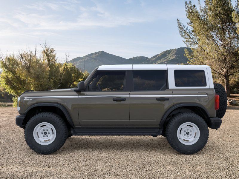 Used 2026 Ford Bronco Heritage Edition AWD/4WD image 4