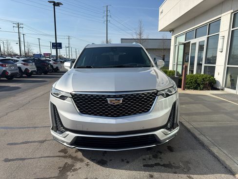 Used 2020 Cadillac XT6 Premium Luxury image 8