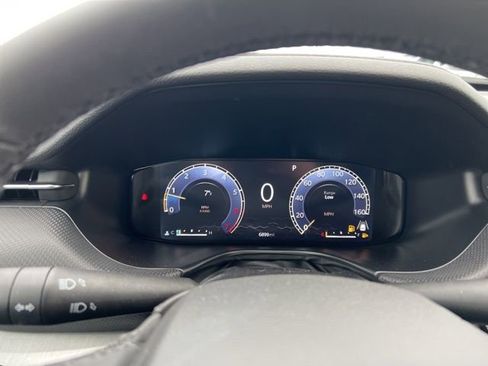 Used 2025 Jeep Compass Limited w/ High Altitude Package image 17