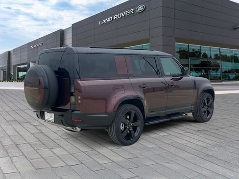 New 2026 Land Rover Defender 130 X-Dynamic SE AWD/4WD image 5