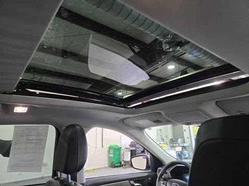 Certified 2022 Ford Escape SEL w/ Technology Package image 11