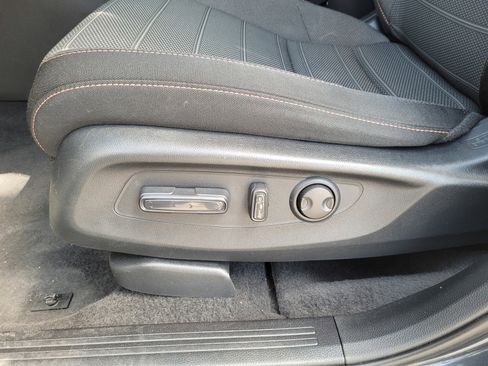 Used 2024 Honda CR-V Sport image 11