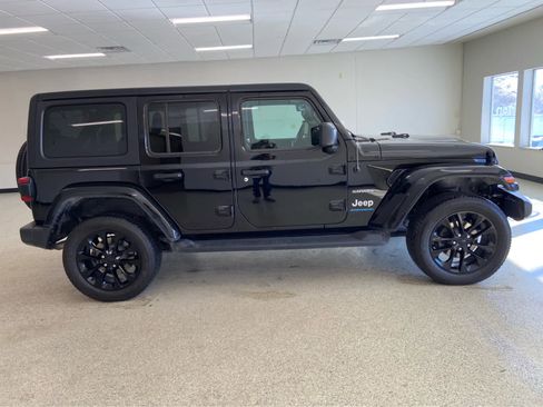 Used 2023 Jeep Wrangler Sahara w/ Cold Weather Group image 6