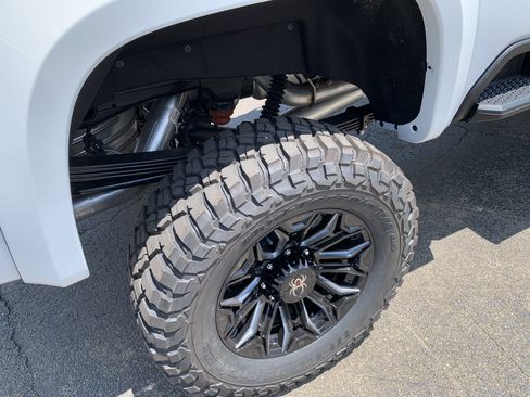 New 2025 Chevrolet Silverado 2500 LT w/ Trail Boss Package image 32