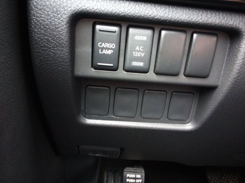 Certified 2024 Nissan Titan SV w/ SV Convenience Package image 36