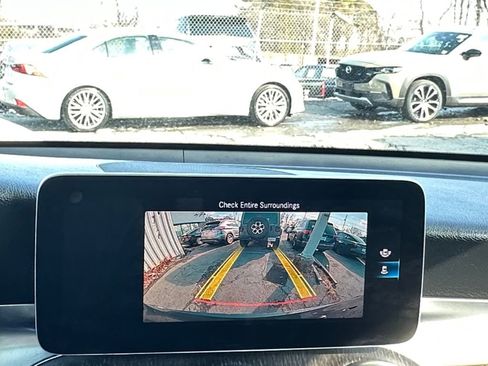 Used 2020 Mercedes-Benz GLC 300 4MATIC image 18