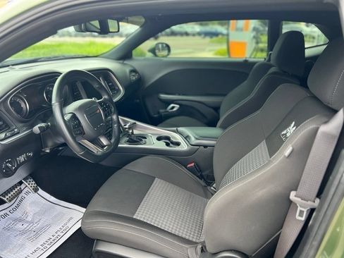 Used 2022 Dodge Challenger R/T Scat Pack w/ Dynamics Package RWD image 15