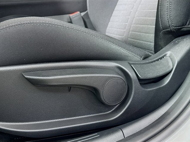 New 2025 Kia K5 LXS FWD image 18