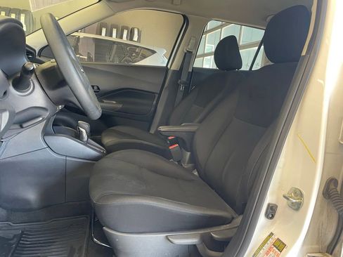 Certified 2023 Nissan Kicks S FWD image 10