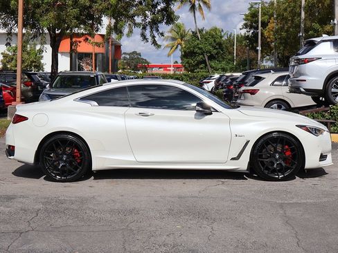Used 2020 INFINITI Q60 Red Sport 400 image 19