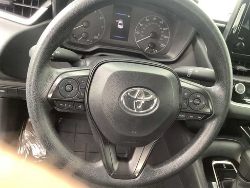 Used 2024 Toyota Corolla LE FWD image 15