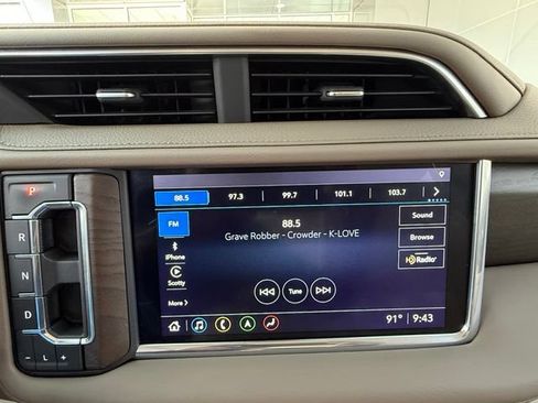 Used 2021 GMC Yukon XL Denali w/ Denali Premium Package RWD image 36