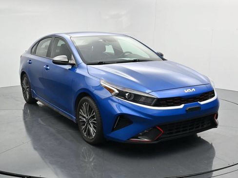 Used 2023 Kia Forte GT-Line FWD image 2