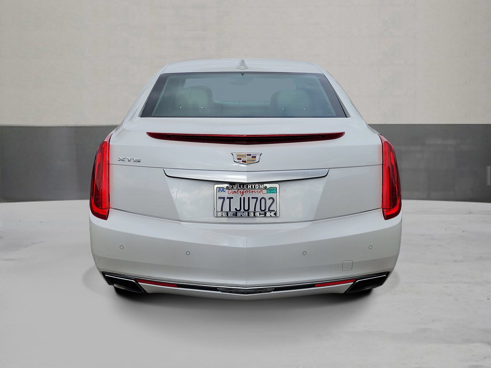 Used 2016 Cadillac XTS Luxury w/ Driver Awareness Package FWD image 4