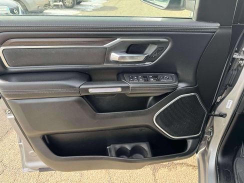 Used 2025 RAM 1500 Laramie AWD/4WD image 16
