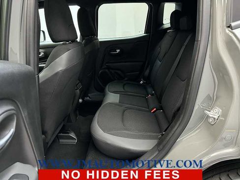 Used 2022 Jeep Renegade Altitude image 14