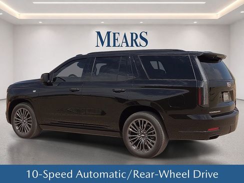 Used 2025 Cadillac Escalade Sport Platinum RWD image 4