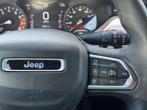 Used 2025 Jeep Compass Limited AWD/4WD image 25