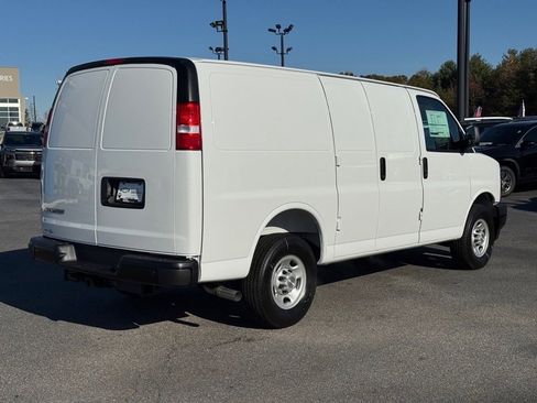 New 2025 Chevrolet Express 2500 image 3