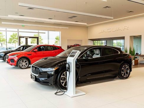 New 2026 Jaguar F-PACE R-Dynamic S image 25