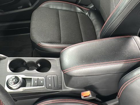 Used 2023 Ford Escape ST-Line image 34