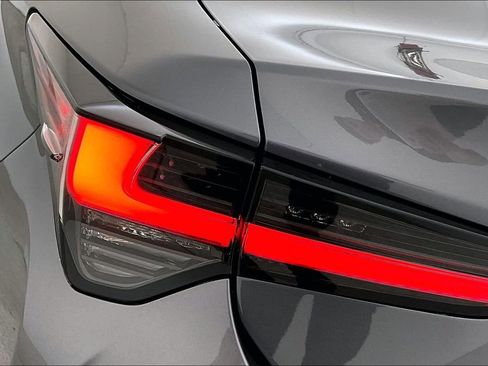 Used 2019 Lexus RC 300 image 40