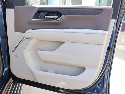 New 2026 GMC Yukon XL Denali AWD/4WD image 42