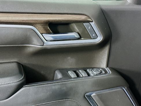 Used 2022 Chevrolet Silverado 1500 LT image 15