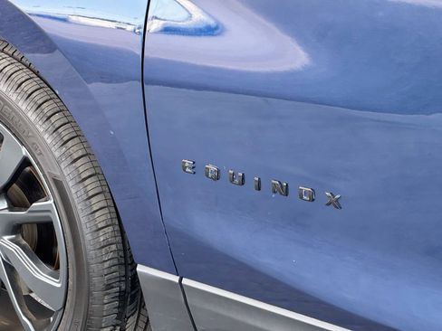 Used 2023 Chevrolet Equinox RS w/ RS Leather Package image 5